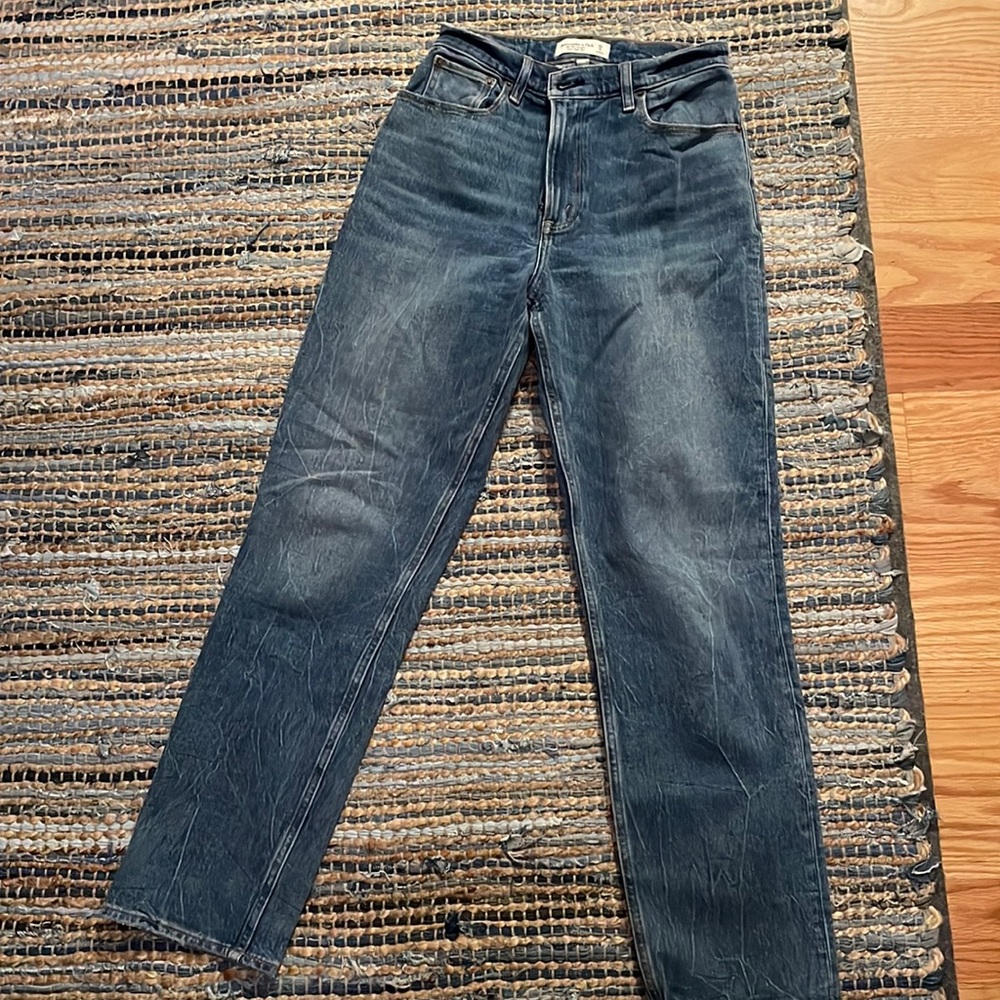 Abercrombie the 90’s straight ultra high rise jeans